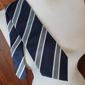 Charles Tyrwhitt Seven Fold Silk Necktie Navy Blue White Striped England 60"x3"